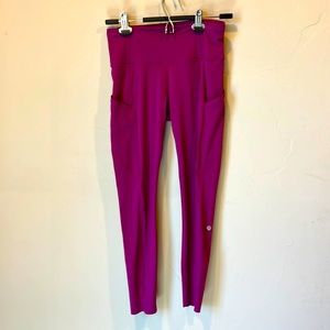 Lululemon Size 6 Fast & Free 25“ Tight in Raspberry